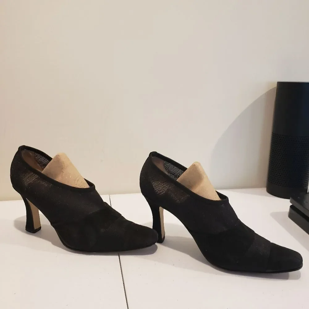 VTG Bisou Bisou Black Pumps Size 6